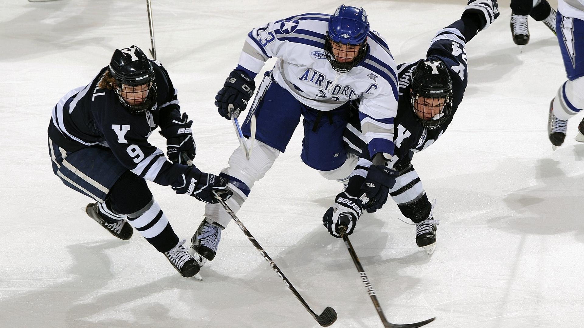 欧冠半决赛之夜，门迪末节接管比赛