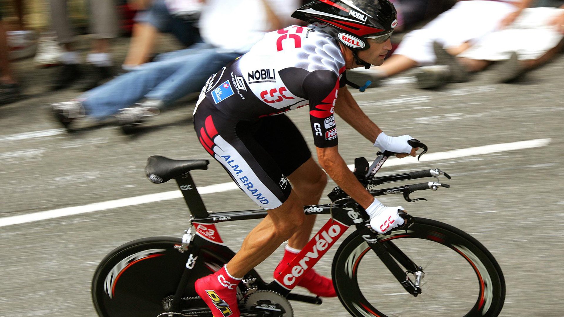 那不勒斯轻取奥地利，穆勒惊艳四座，一场战术与天赋的完美交响